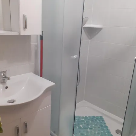 Apartamento With Parking Space Privlaka, Zadar - 24002 *